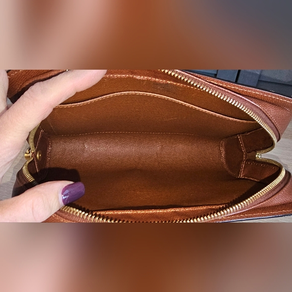 Authentic LOUIS VUITTON Monogram Orsay Clutch Crossbody Bag - Picture 10 of 15